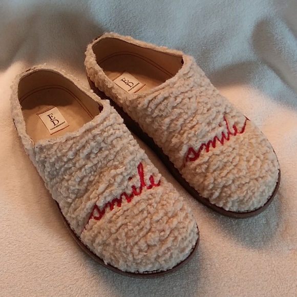 Ellen Degeneres Shoes Ellen Degeneres Tillie Love Mules